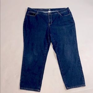 N62 Signature Fit Womans Jeans Size 22S